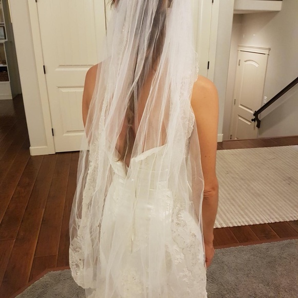 Wedding Dress - Picture 6 of 7